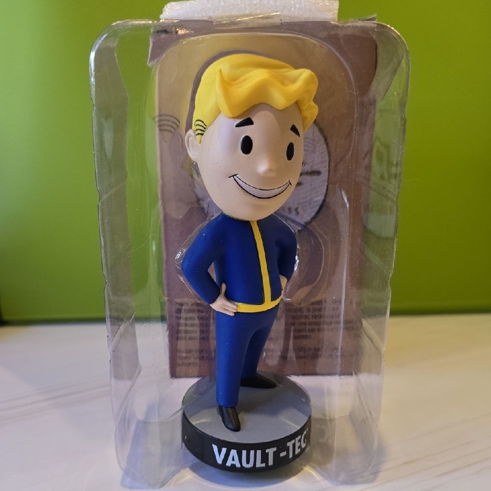 New Fallout Vault-Boy Bobblehead #111 New